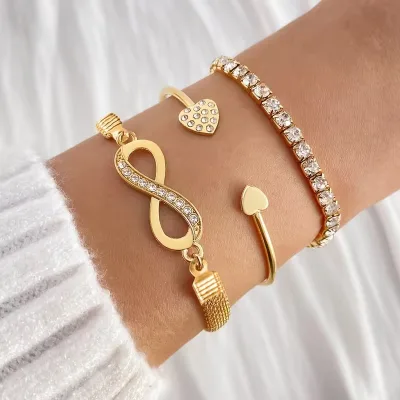 InfinityCharm – Elegantni set od tri narukvice