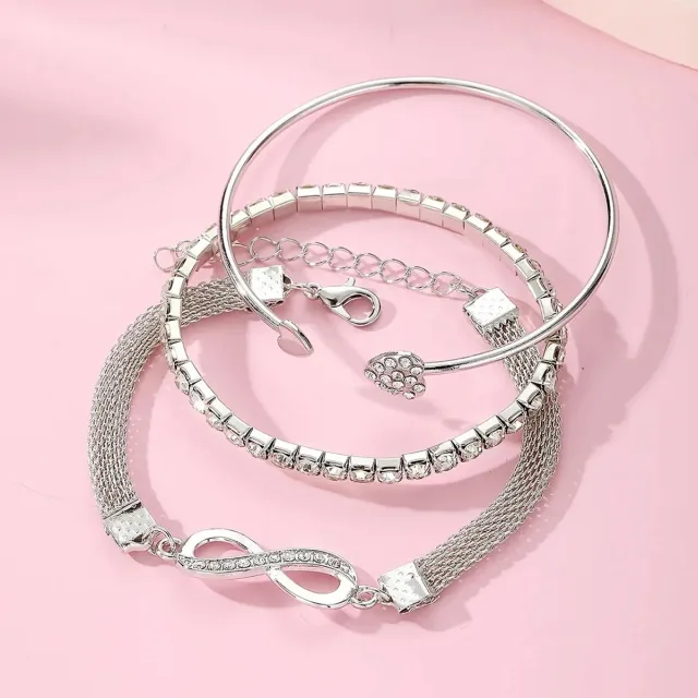 InfinityCharm – Elegantni set od tri narukvice