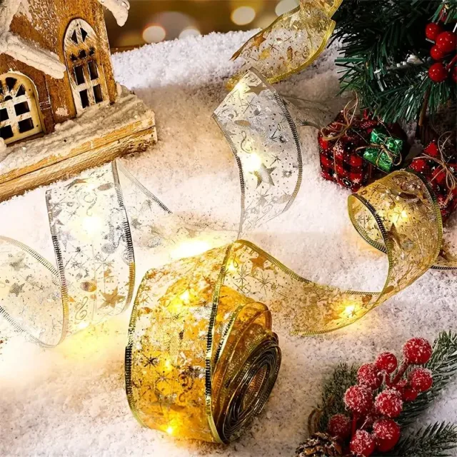 Tradicionalna dekoracija za božićnu jelku
