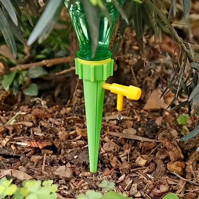 Set od 10 komada za zalivanje biljaka | PLANTDROPS